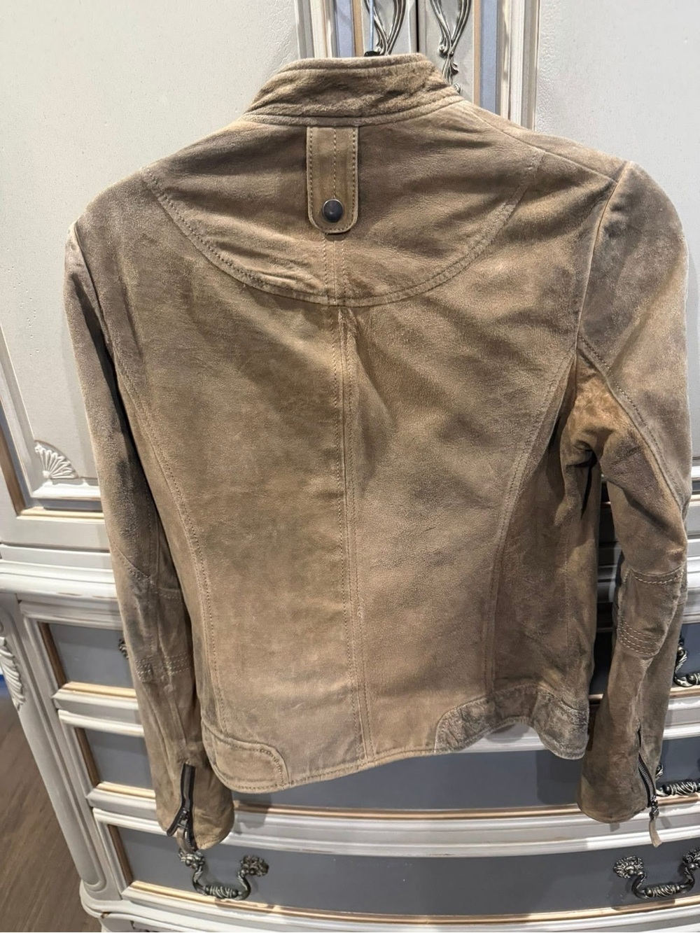 Excellent condition Buffalo David Bitton Distressed Brown Suede Zip Jacket, XS - Picture 6 of 6